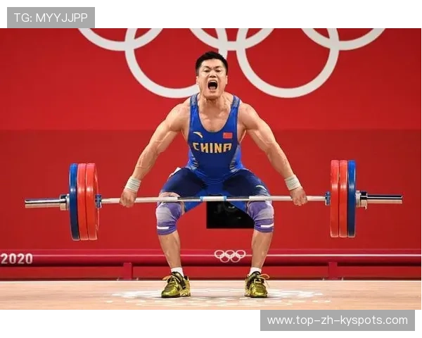 举重运动员携手反兴奋剂，共筑体育清朗未来